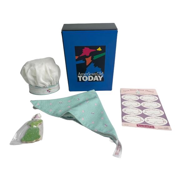American Girl Today COCONUT COOKING ACCESSORIES Baking Chef Hat Scarf Cookie BOX - Picture 2 of 10